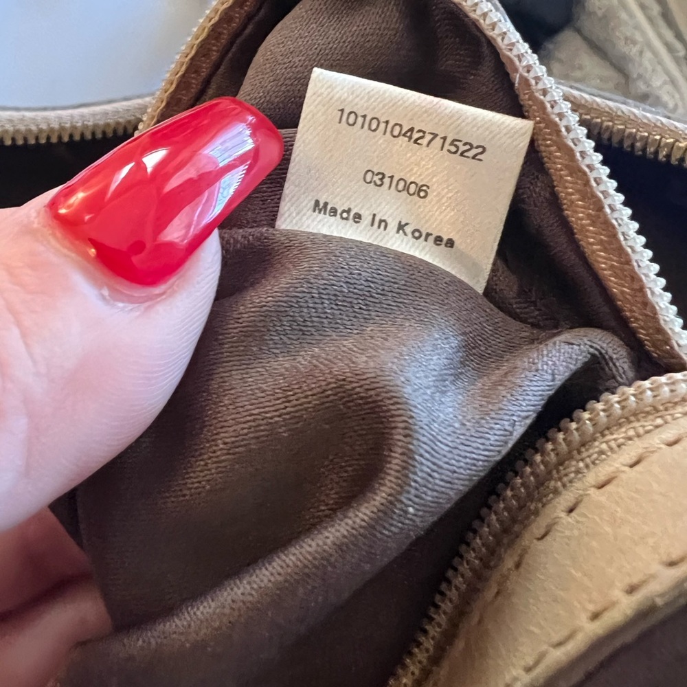 MCM Visetos Shoulder Bag - Picture 6 of 9